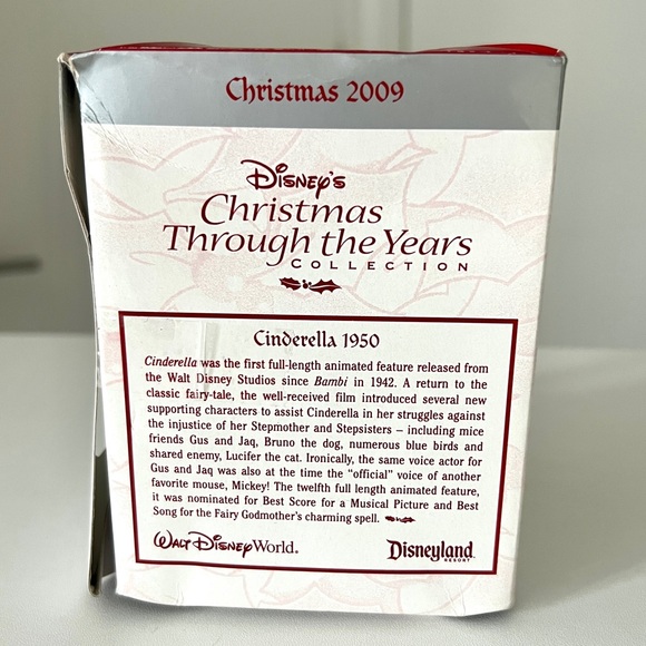 Disney Christmas Through the Years collection 1950 Cinderella Ornament - Picture 2 of 2